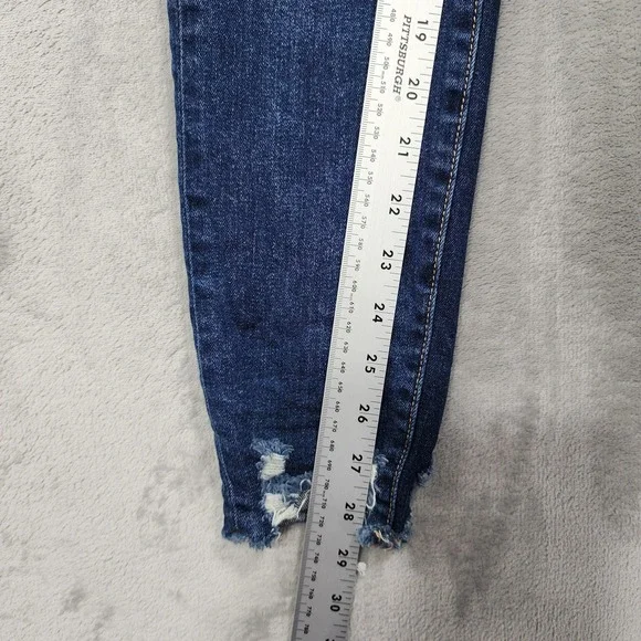 Good American Jeans Women 2/26 Blue Mid Rise Good Legs Skinny Distressed Raw Hem - Picture 9 of 11